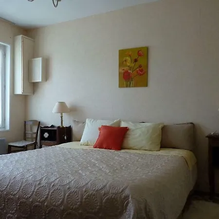 Chambres D'hotes Cote Jardin